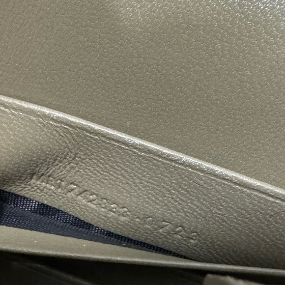 YSL Saint Laurent Kate Tassel Chain Bag Velour Olive Gold - Picture 8 of 10